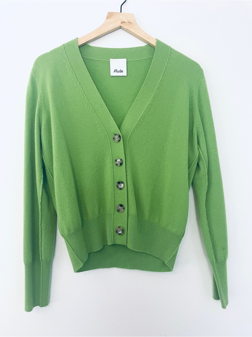 Allude Women's apple Green V-Neck Button cashmere Cardigan Sweater